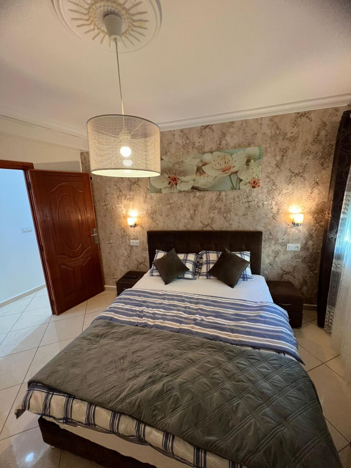 Apartment Ayoub -For Families Only- นาดอร์ ภายนอก รูปภาพ