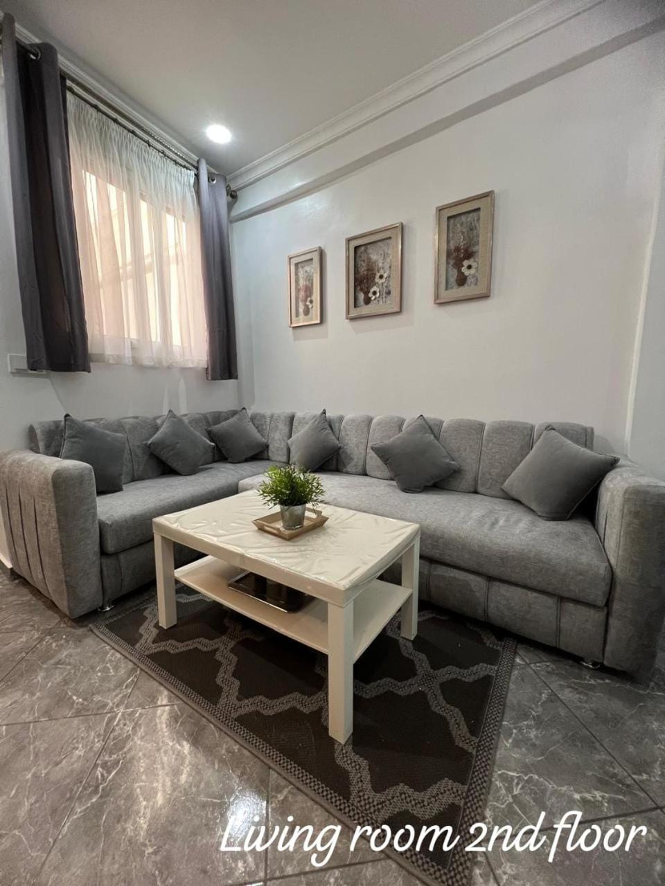 Apartment Ayoub -For Families Only- นาดอร์ ภายนอก รูปภาพ