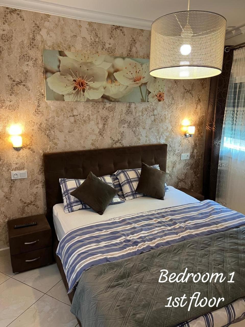 Apartment Ayoub -For Families Only- นาดอร์ ภายนอก รูปภาพ