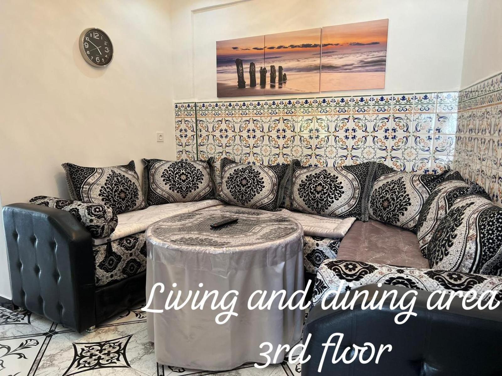 Apartment Ayoub -For Families Only- นาดอร์ ภายนอก รูปภาพ