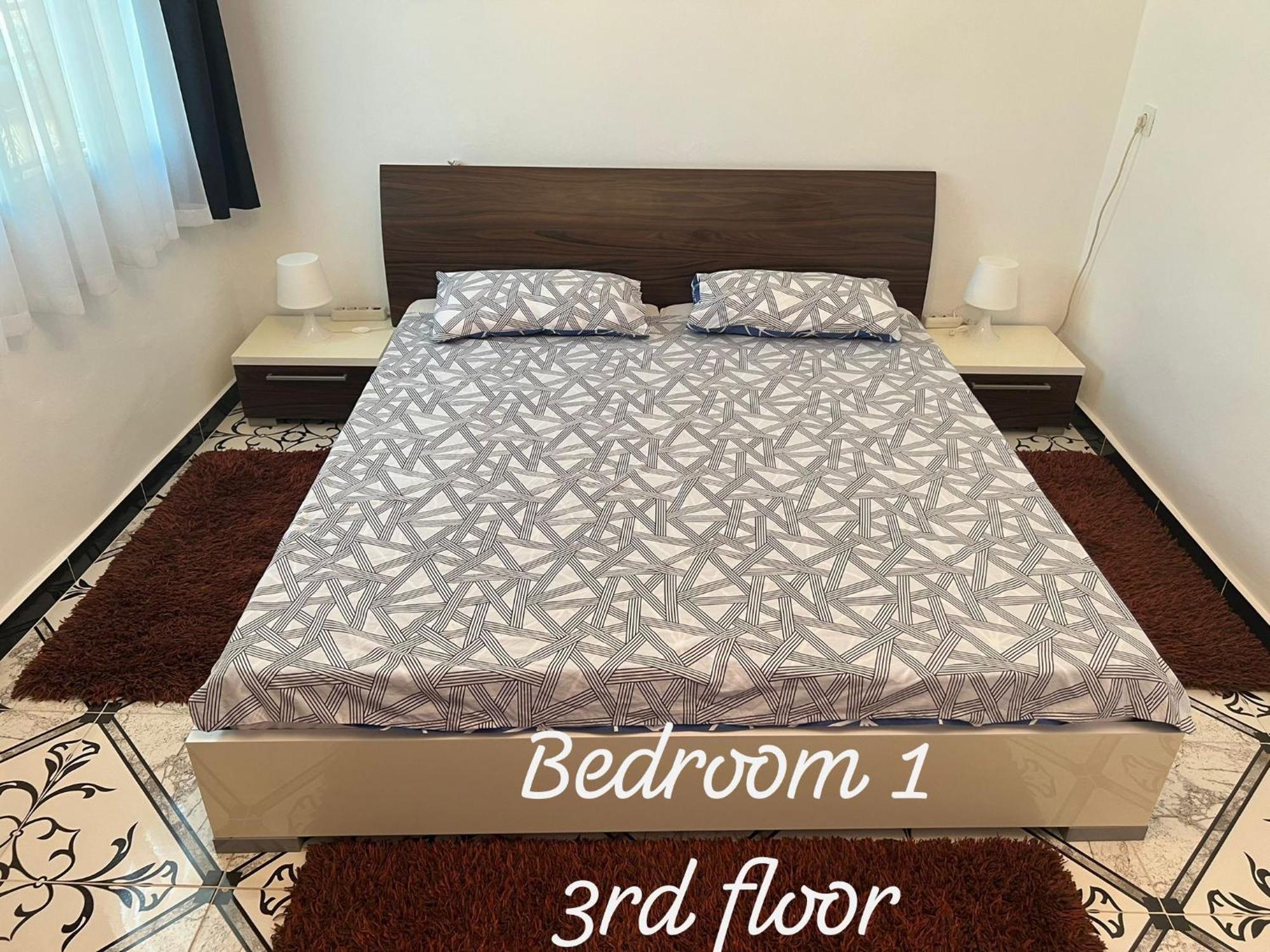 Apartment Ayoub -For Families Only- นาดอร์ ภายนอก รูปภาพ