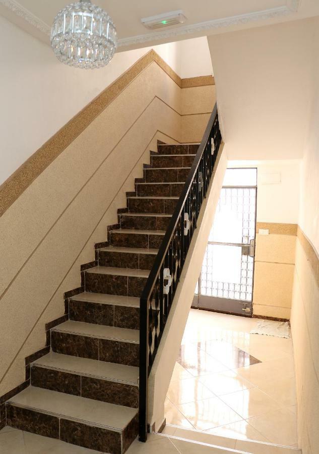 Apartment Ayoub -For Families Only- นาดอร์ ภายนอก รูปภาพ